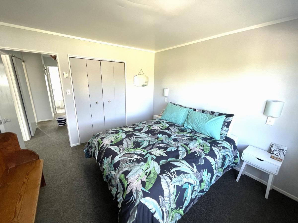 Green Door - One Bedroom Apartment Whakatane Exteriör bild