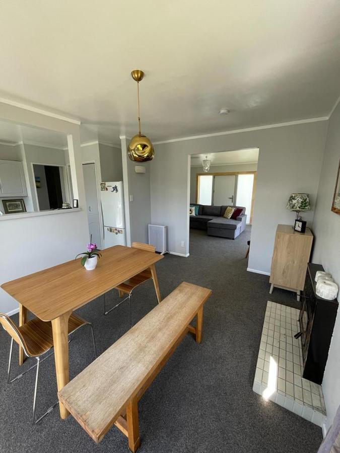 Green Door - One Bedroom Apartment Whakatane Exteriör bild